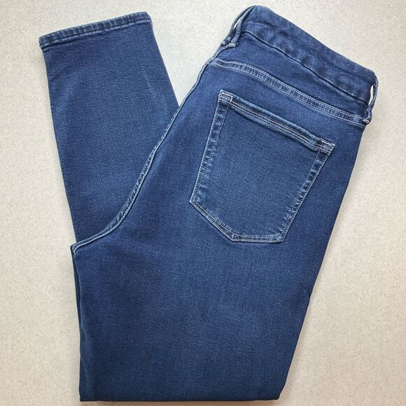 Good American Good Legs Crop Jeans 15 Blue 260 - Picture 2 of 8
